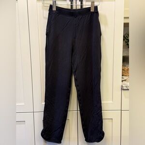 Lululemon Every Moment Pant *26"